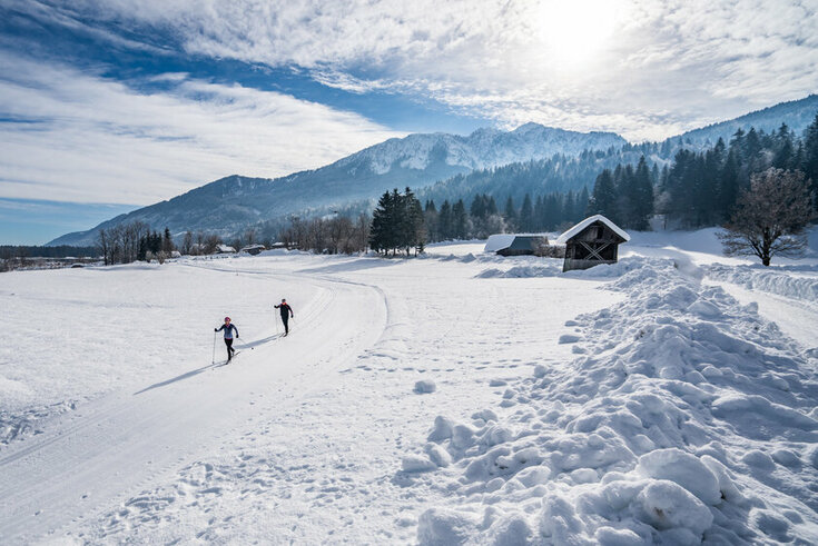 © NLW / Peter Maier zwei Langläufer bei schönem Wetter